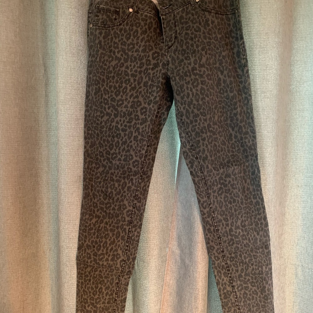 Aqua leopard pants